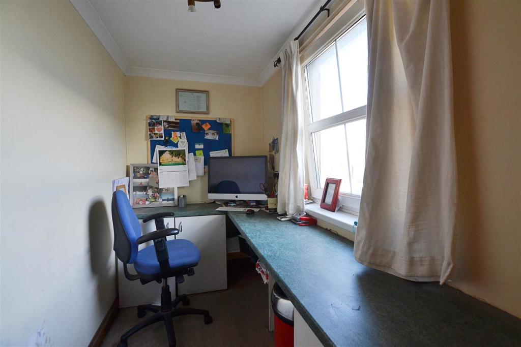 office.JPG
