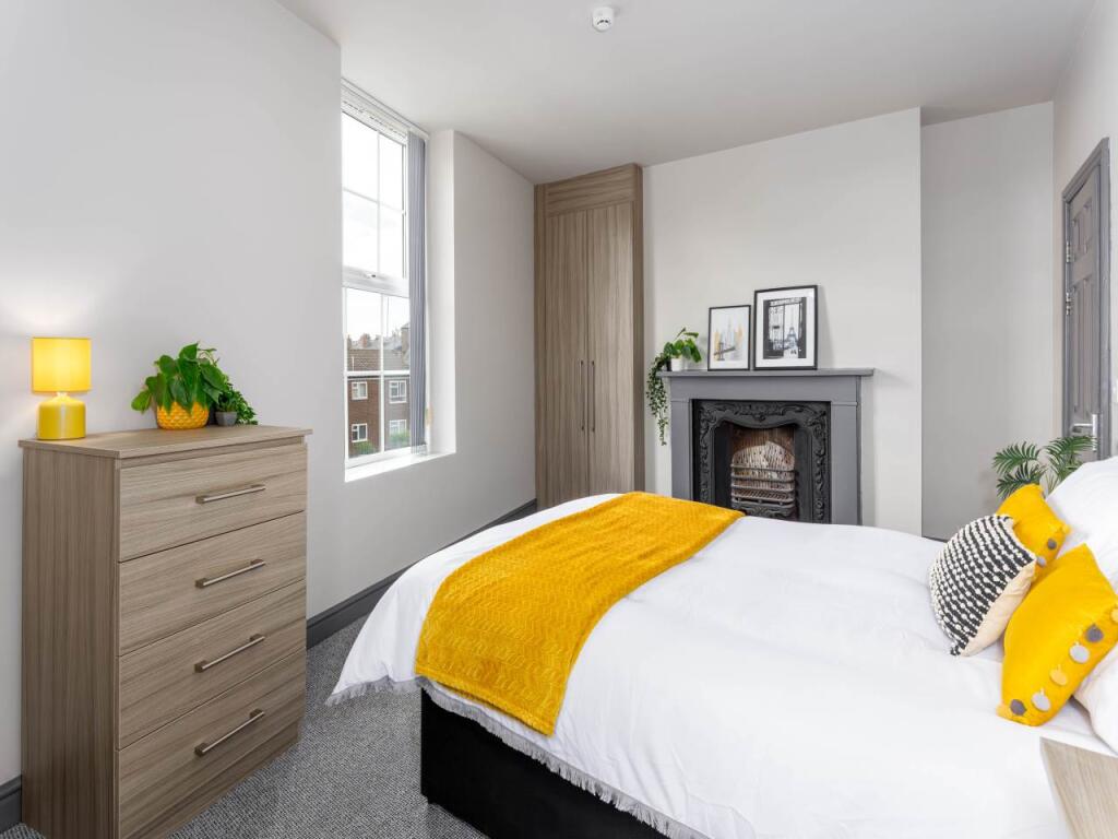 bedrooms (9)