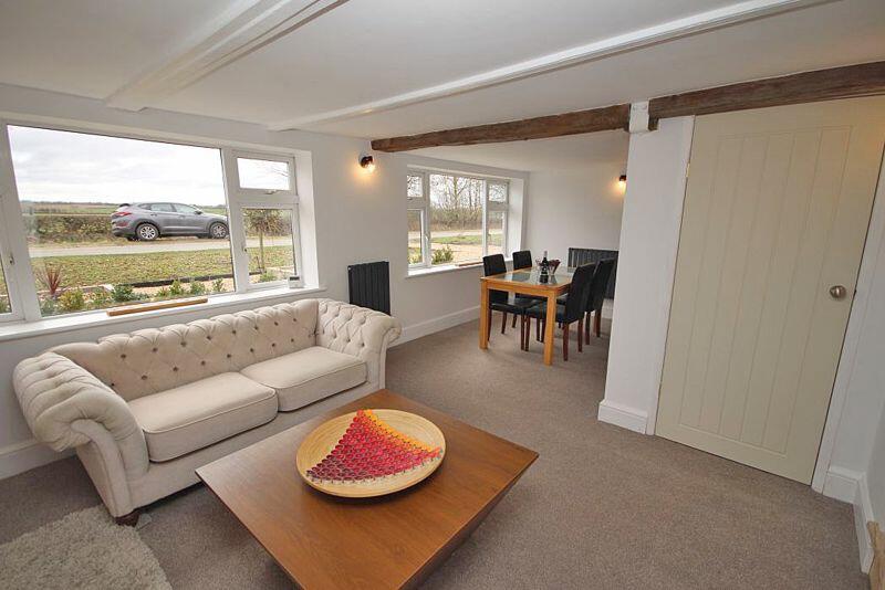 Lounge diner photo 1