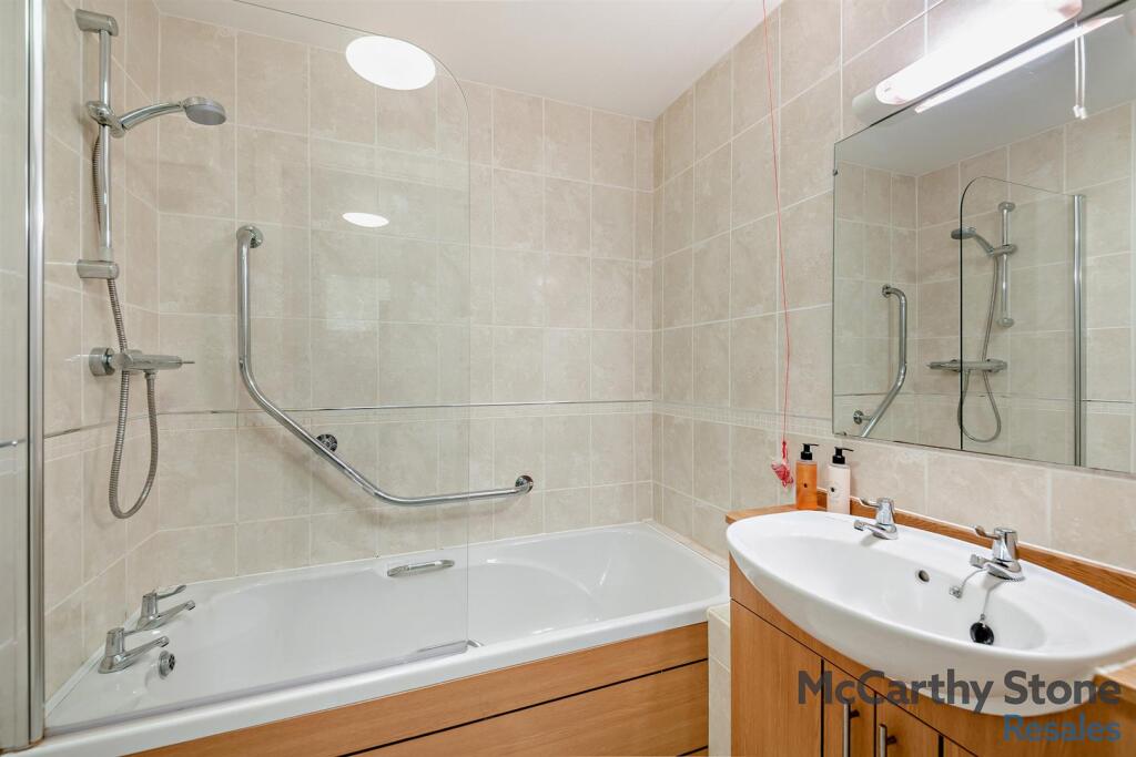8658387-interior01-800.jpg