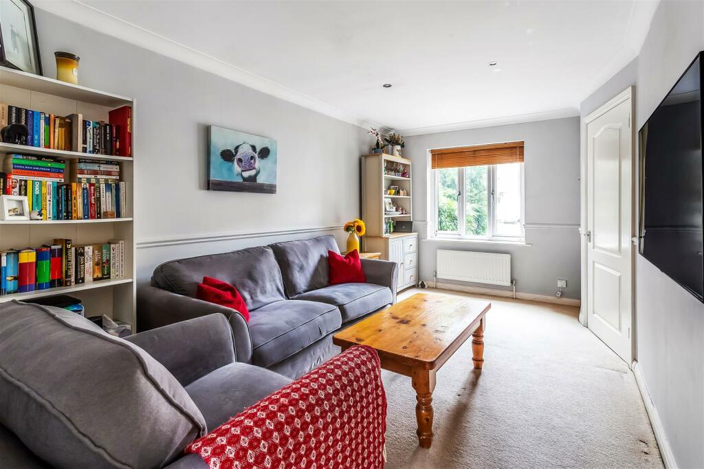 3-Rutland-Close-9.jpg