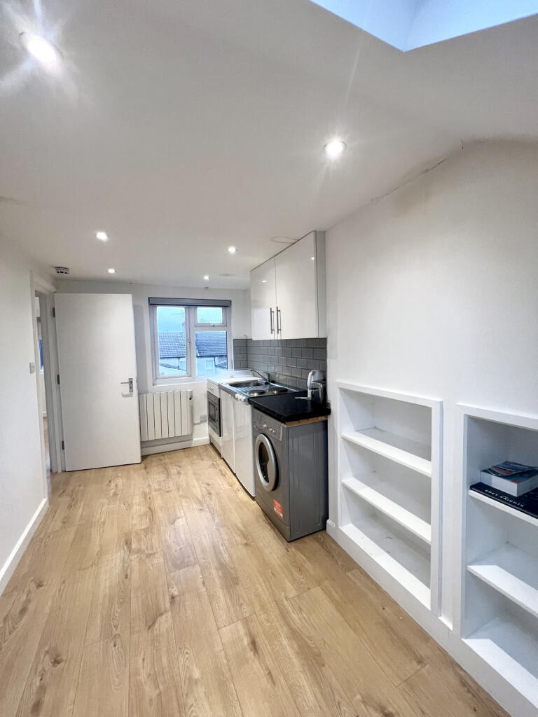 Reception / Open Plan