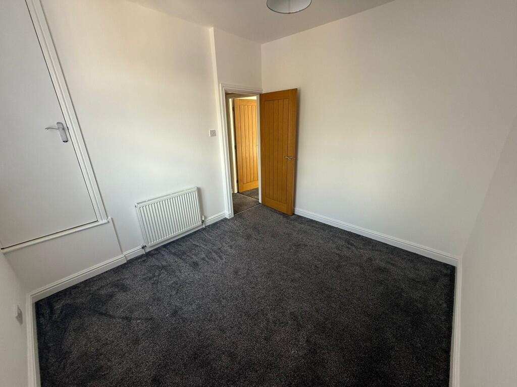 Bedroom (i)