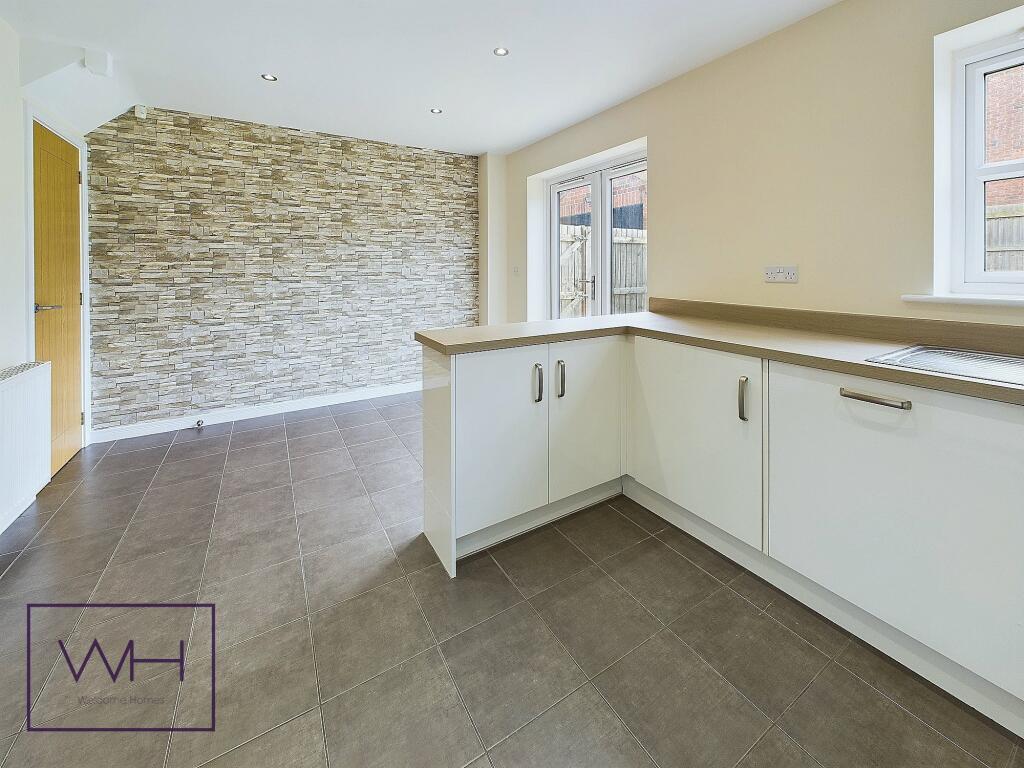 CAM03785G0-PR0134-ST