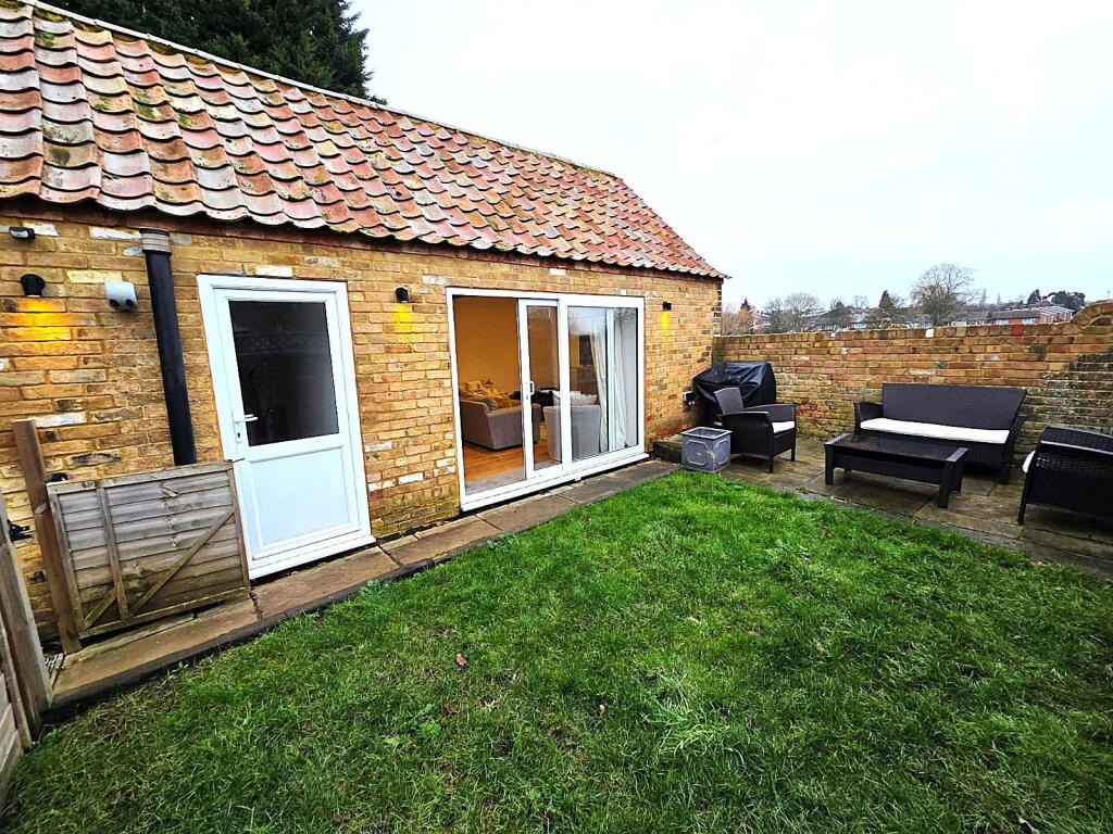 Dennis Green, Gamlingay SG19 3LQ