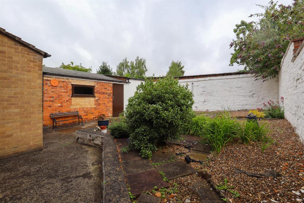 Garden.jpg