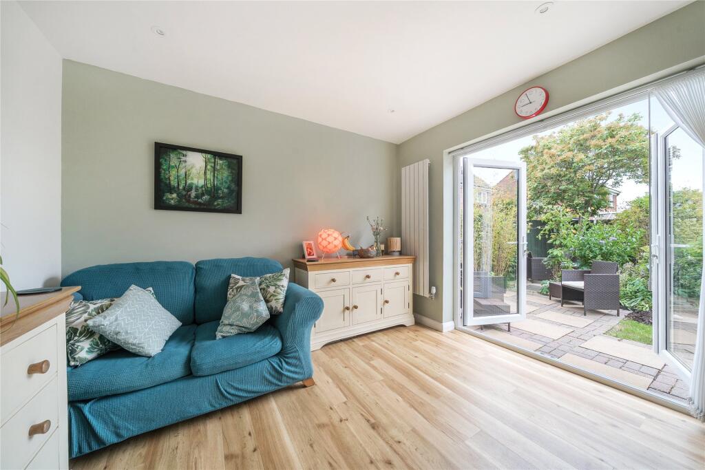 Kit/Din/Family Room