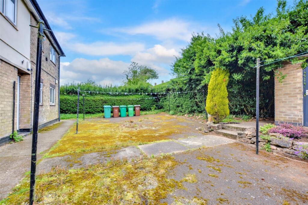 Communal Garden_1.jpeg