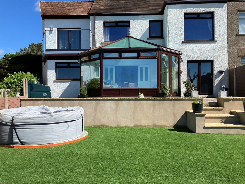 44 Marine Drive 1.jpg