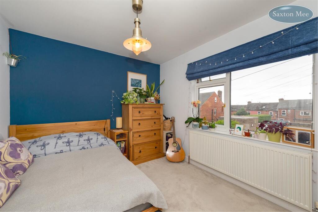 428 Springvale Rd - bedroom 1 3087.jpg