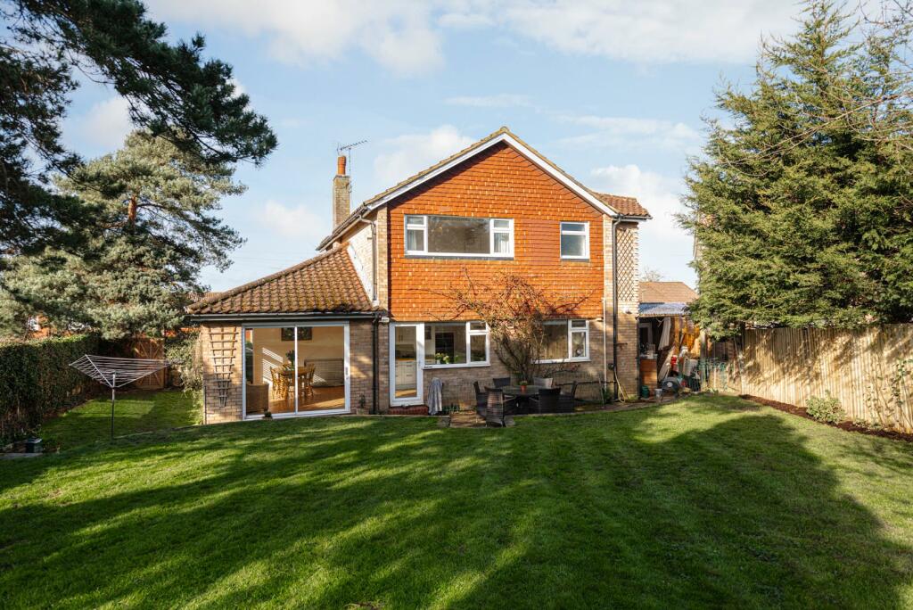 Rightmove 24.jpg