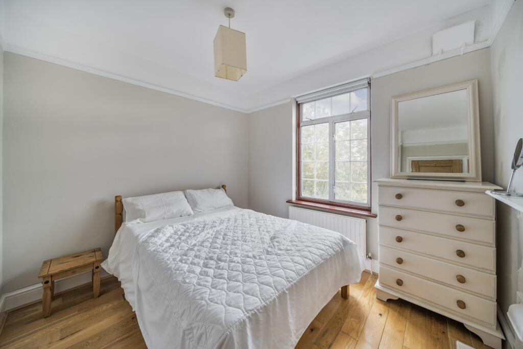 1359831-13-68d3df...