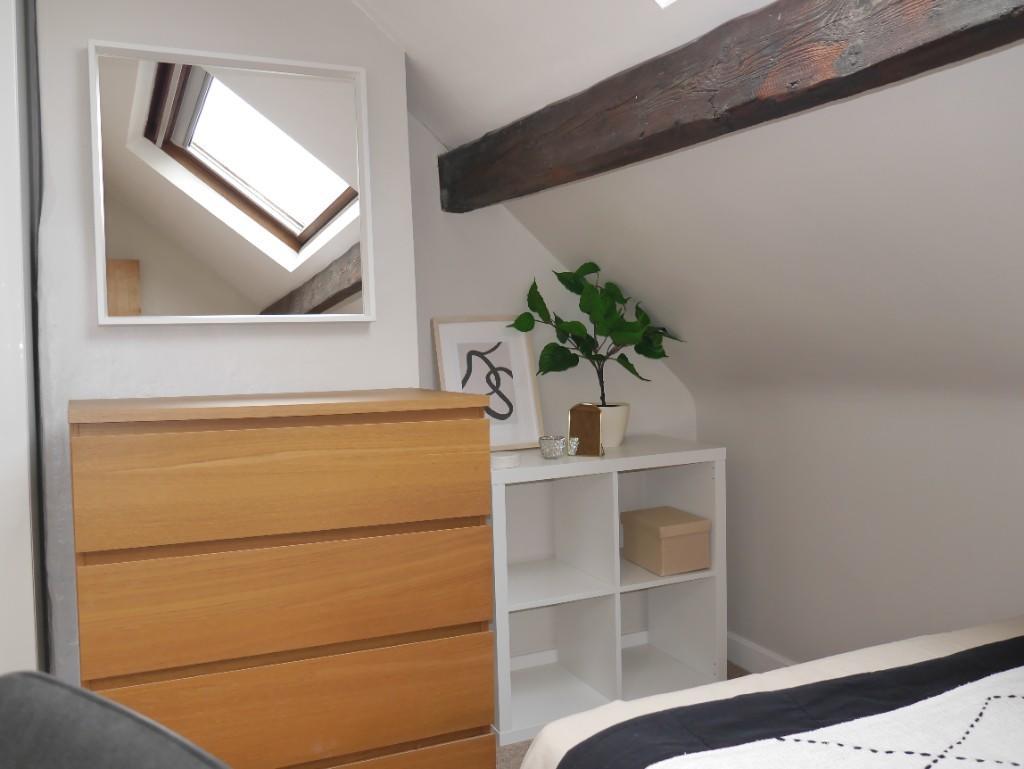 Attic front bedroom