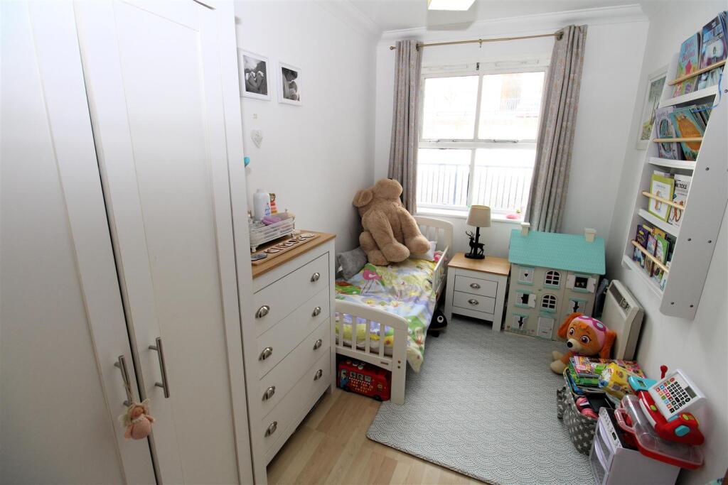 Bed 2.JPG