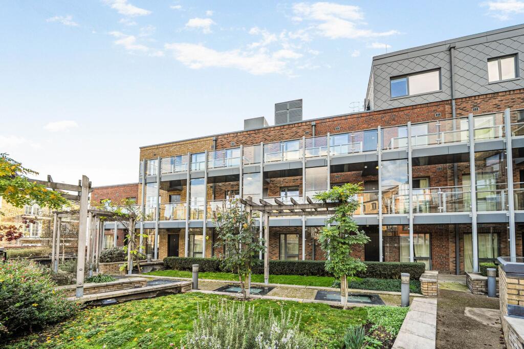 Lamb Walk, London, SE1