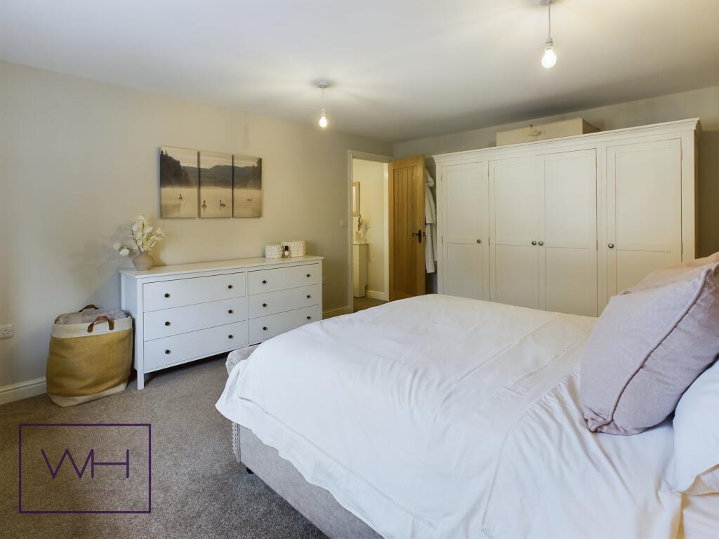 CAM03785G0-PR0193-ST