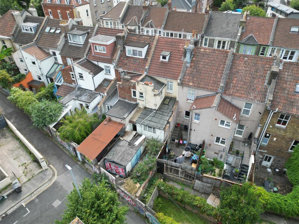 13 Wellington Avenue Montpelier, Bristol BS6 5HP |