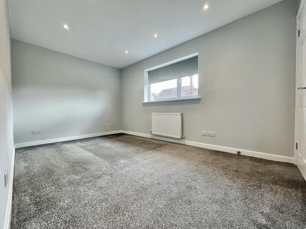 5 Goyt Rd Bedroom 1.jpeg