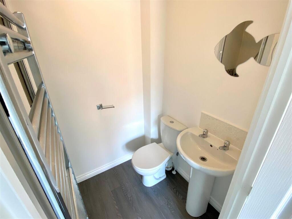 13 Littledale Row WC