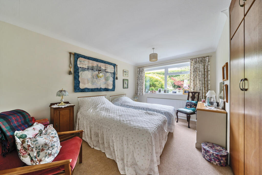 1316691-21-685d3a...