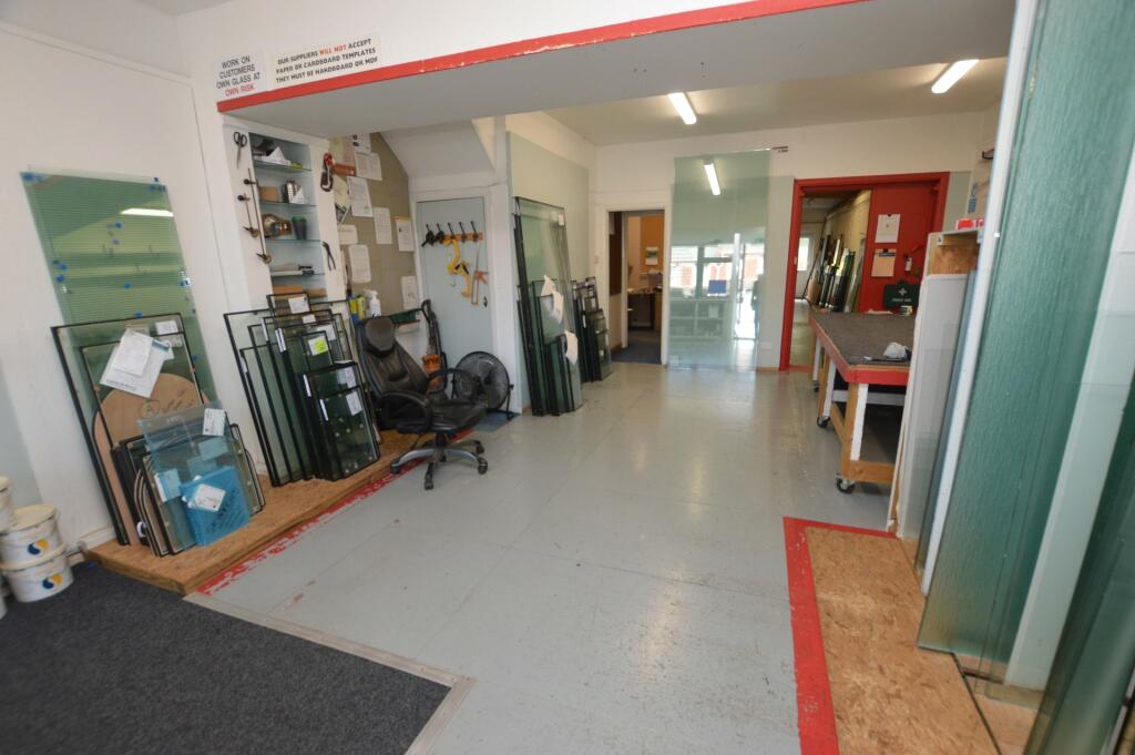 MainFloor Area(Shop)
