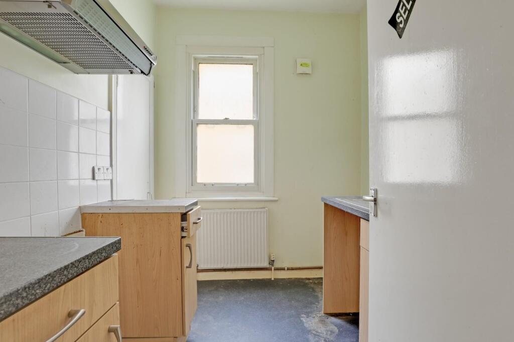 06-edb5JHPropWpen - 29b Samos Road - 19-2.jpg