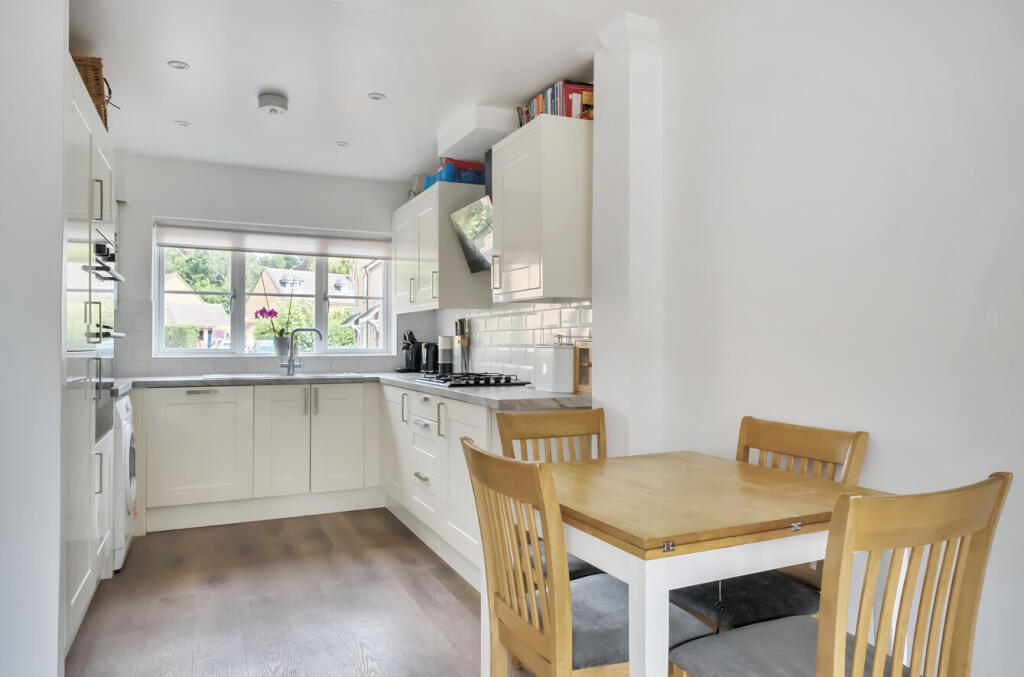 1332815-9-6892087...