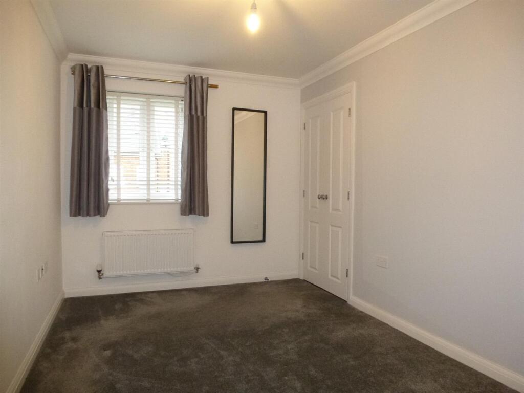 Bedroom 1 - 11 Silent Garden Road.JPG