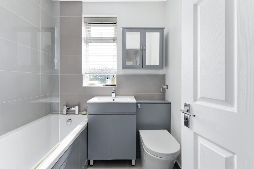 HARTFIELD ROAD, 40- (1).jpg