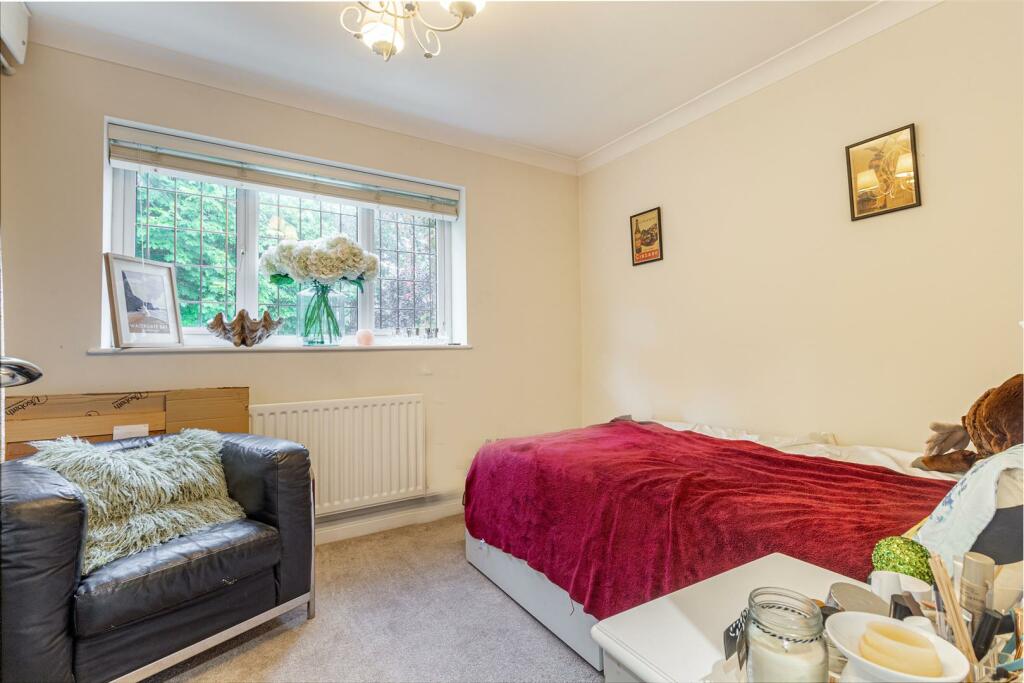 Bedroom-4.jpg