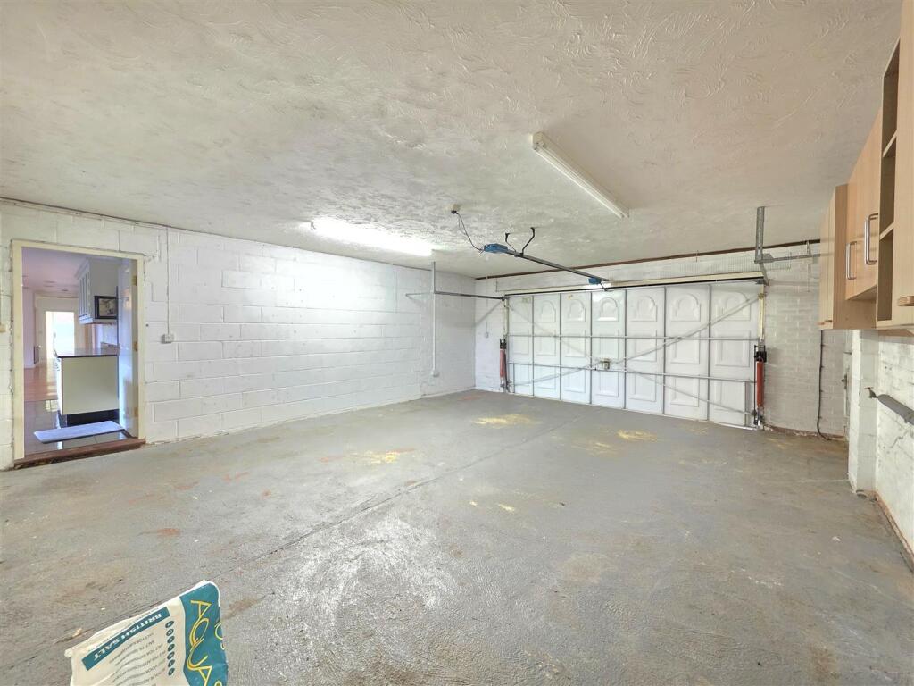 Double Garage