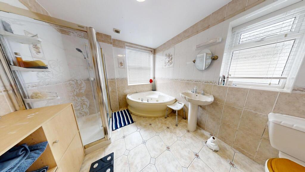 Channel-View-Road-Portland-Dorset-UK-03112025_1510