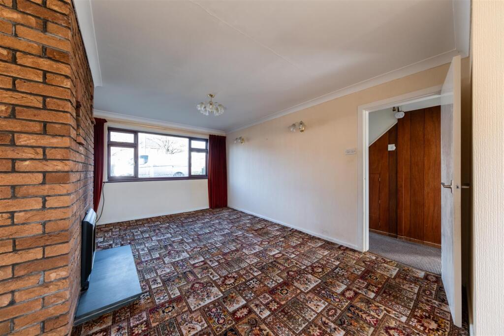 12b Eaton Road-006.jpg