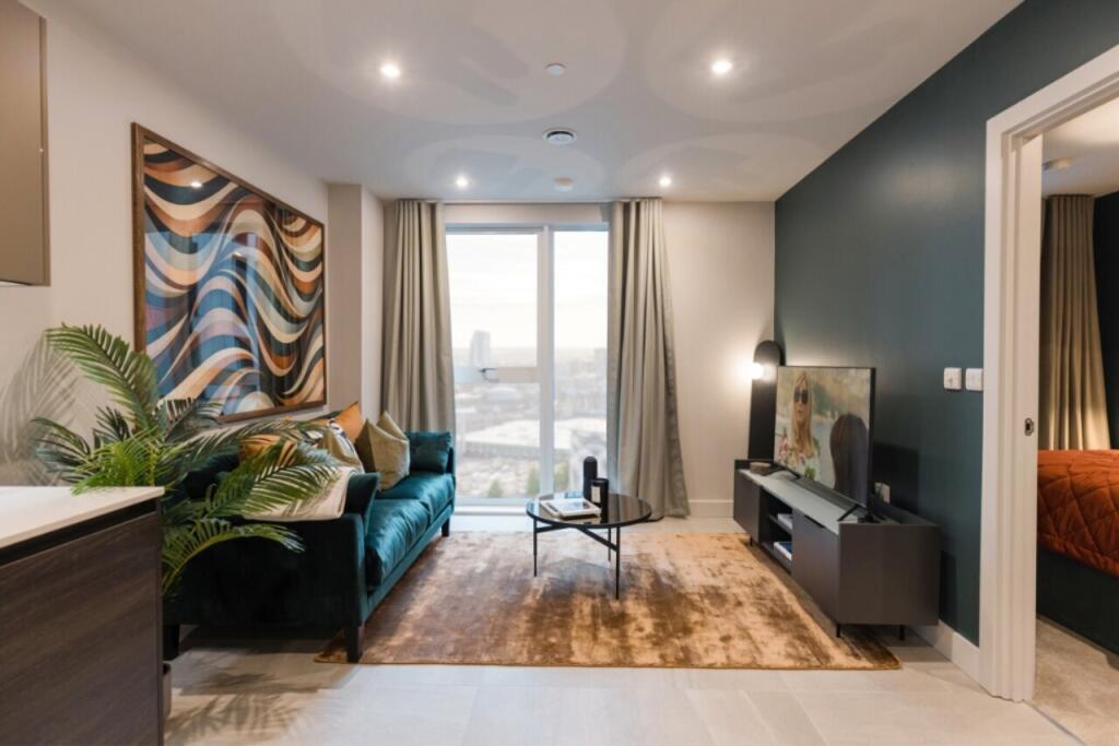 6ee67825491f19707e92c82495a8