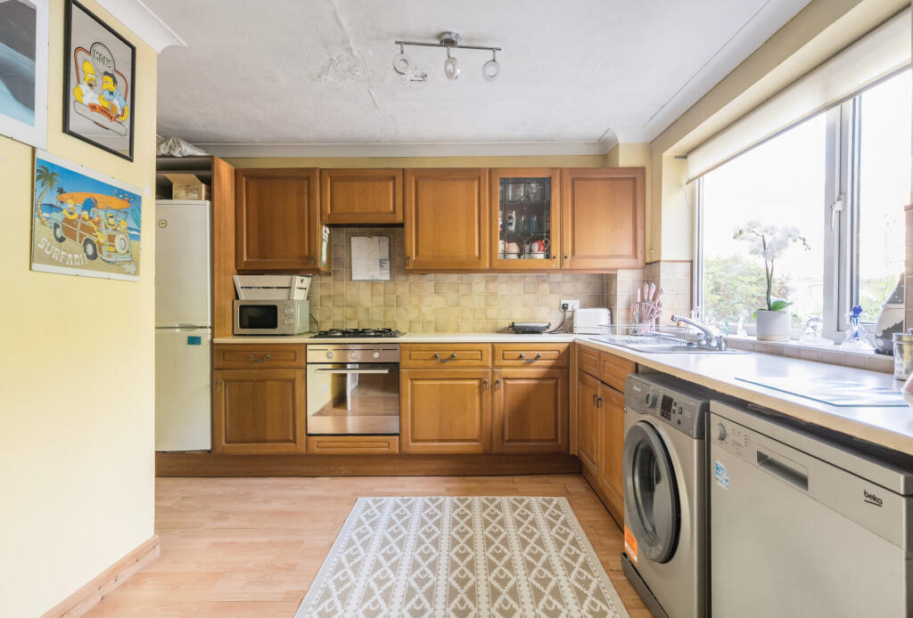 1301763-21-684875...