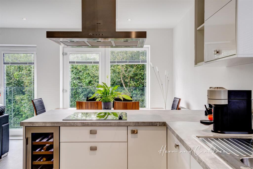 Lozelles Gardens, Lisvane, HernCrabtree (2).jpg