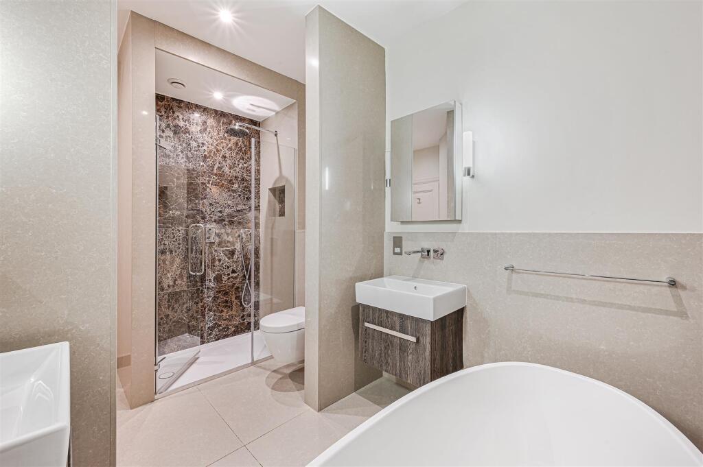 LANCASTER ROAD, 33 (21).jpg