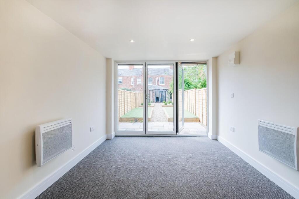 Pod / lounge / studio / office