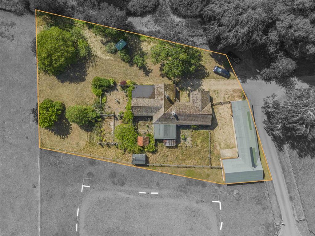 53_58324 - greyed.jpg