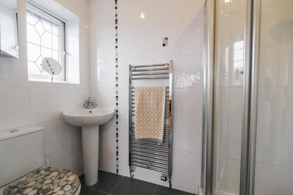 Bedroom Three En-suite