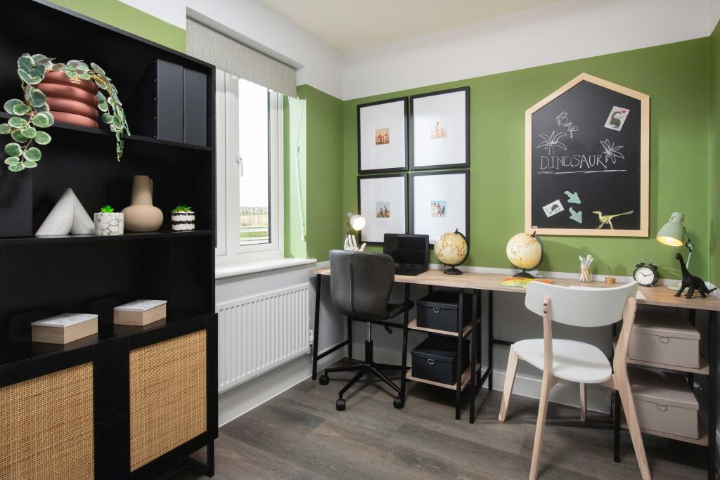 BN_PriorsHallPark_Weldon_Barratt_Radleigh_4bed_LowRes