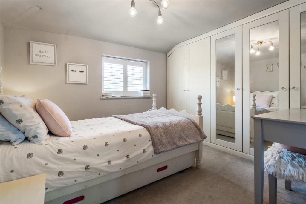 2 Canal Cottage_35.jpg