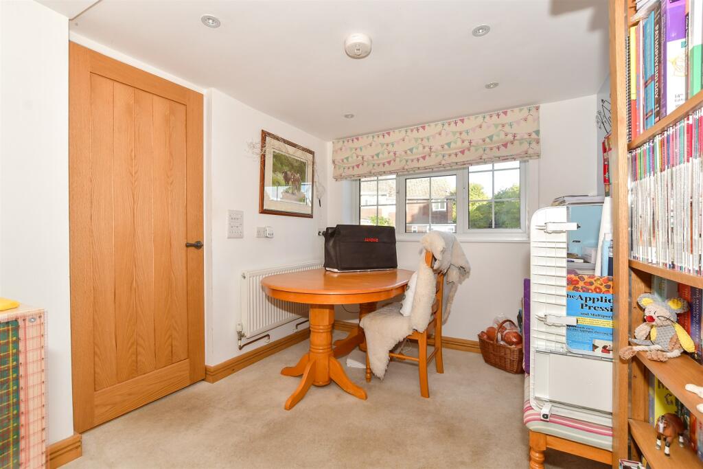 Family Room/ Bedroom 4