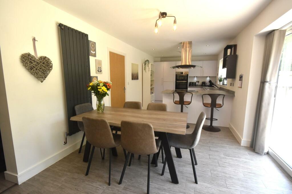 KITCHEN/DINING/TV AREA