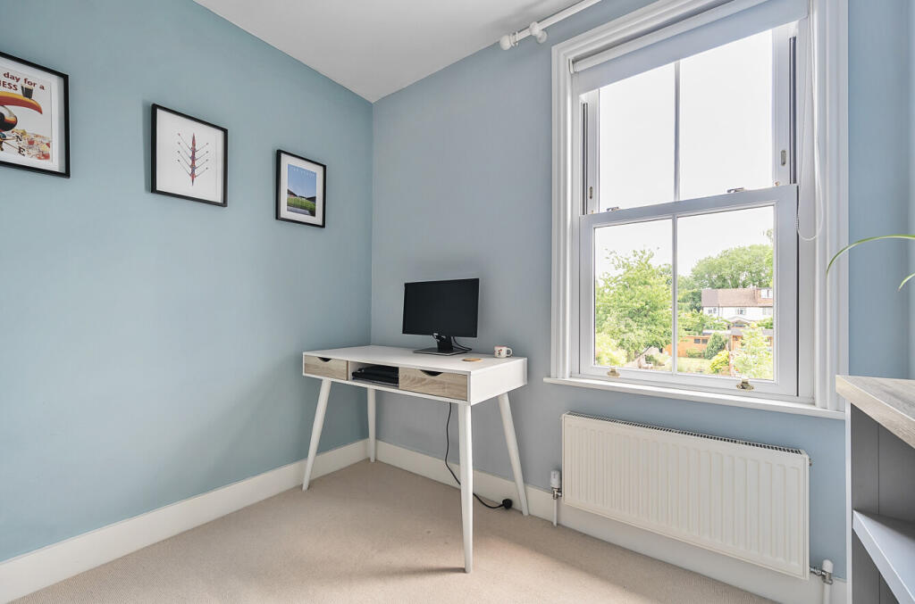 1303627-25-683da5...