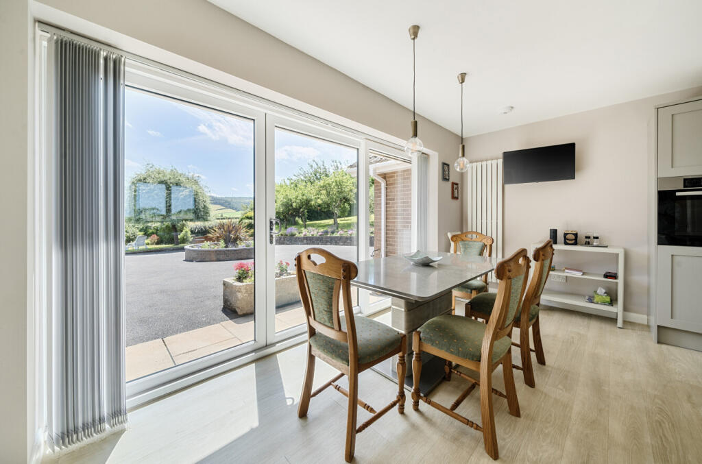 1315591-13-685db3...