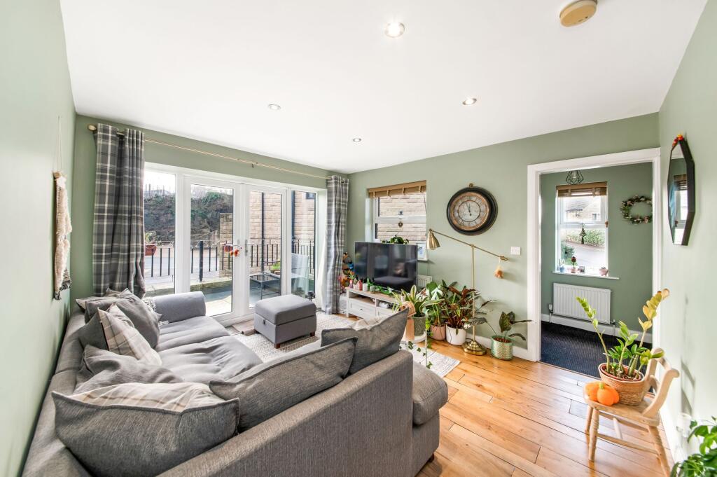 OPEN PLAN LIVING DINING KITCHEN