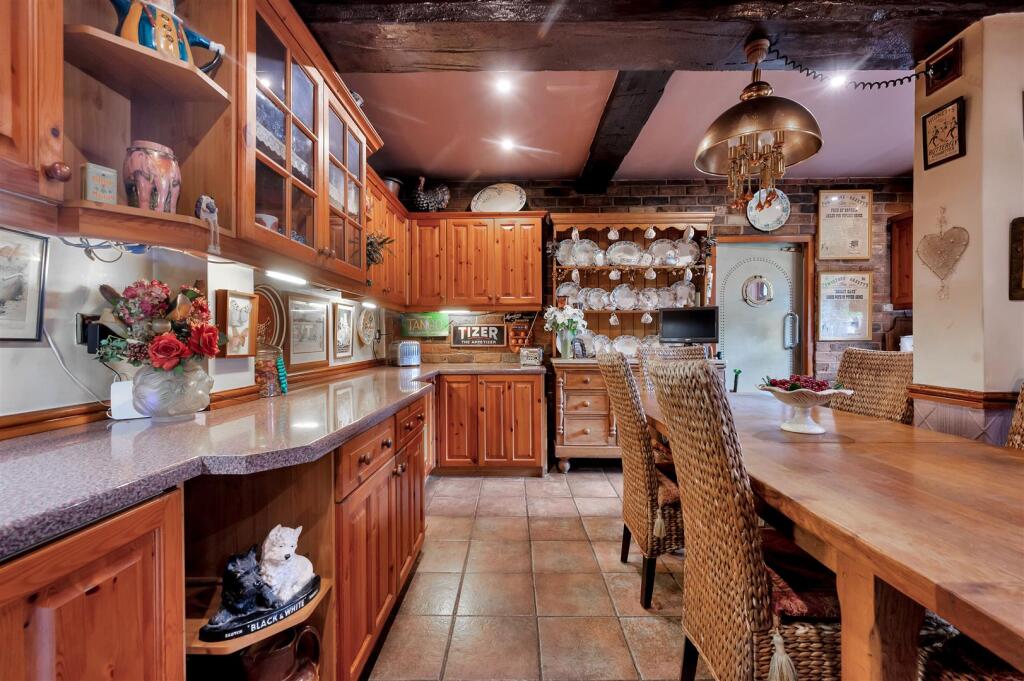 23a High Street PH-20.jpg