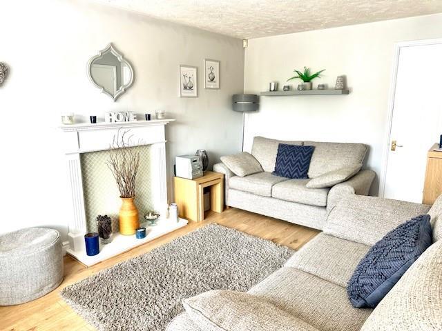 97D Badsey Lane Living 2.jpg