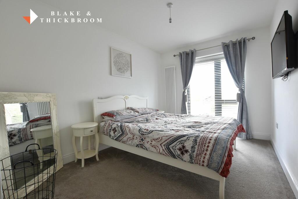 FIRST FLOOR: BEDROOM ONE